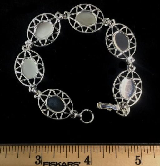 1FN20 Silver Color Bracelet