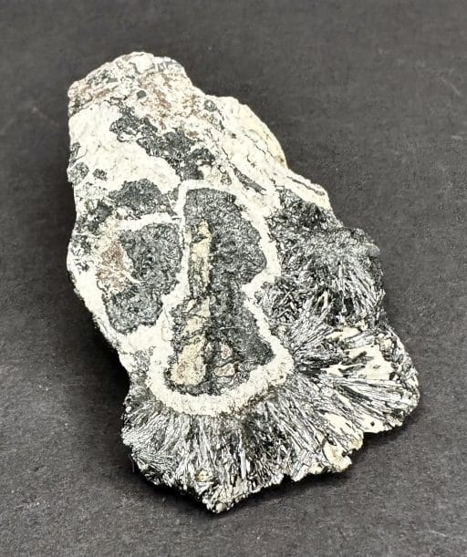 M702 Pyrolusite - Image 5