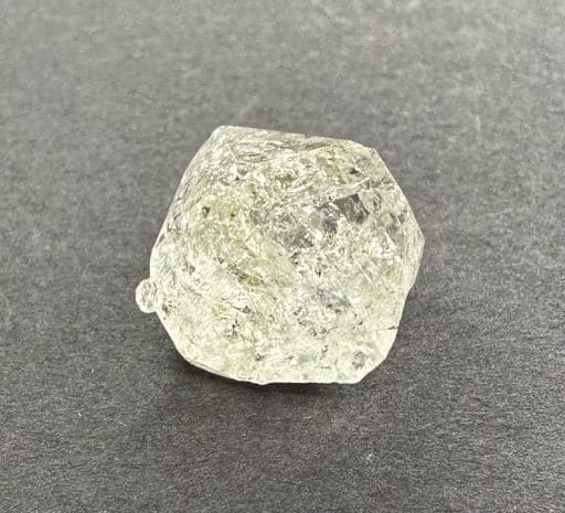 M819 Petroleum Quartz Crystal - Image 4