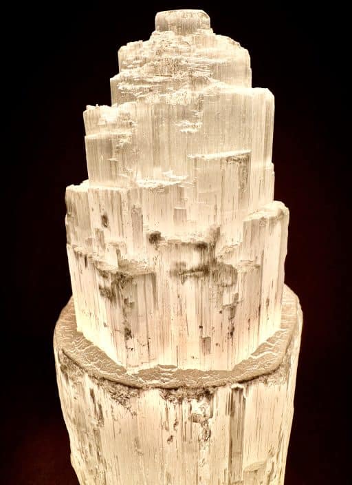 LT411 Rough Selenite Lamp - Image 6