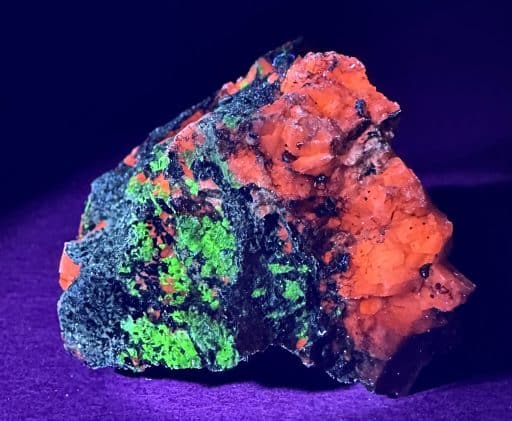 M814 Franklinite - Willemite -Calcite - Image 6