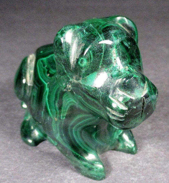 CV320 Malachite Dog - The Rock Shed