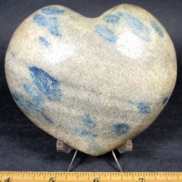 Dumortierite in Quartz