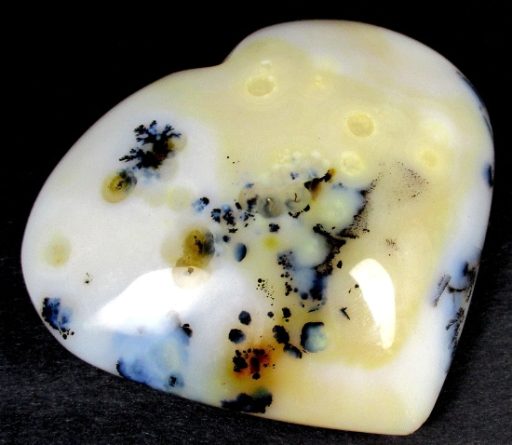 H102 Black Skin Agate Heart