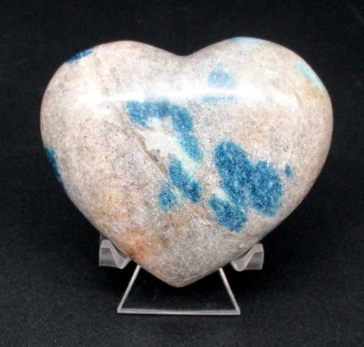 Dumortierite in Quartz