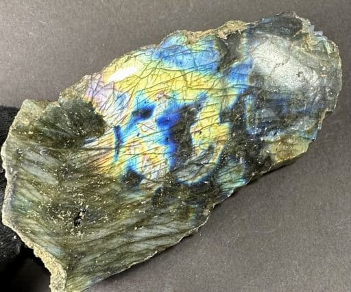 M105 Labradorite - Image 4