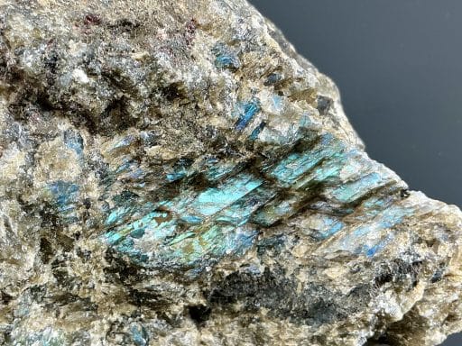 GR210 Labradorite - Image 8